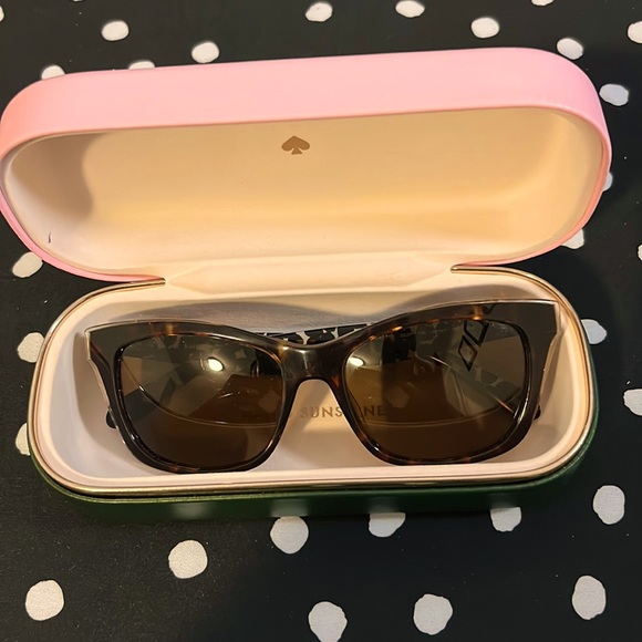 kate spade Accessories - Kate Spade Sunglasses “Hello Sunshine”
